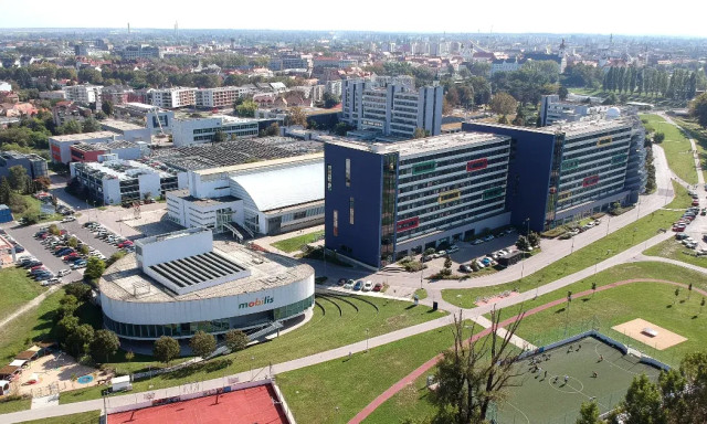 T&iacute;zmilli&aacute;rdok sorsa k&eacute;rd&eacute;ses: csődbe ment a Sz&eacute;chenyi Istv&aacute;n Egyetem vagyonkezelő c&eacute;ge, felsz&aacute;mol&aacute;s indult