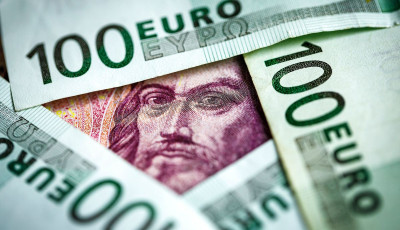 Medián: a magyarok háromnegyede támogatja az euró bevezetését