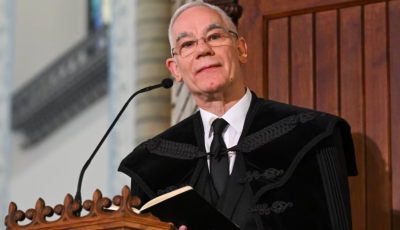 Civilek &uuml;zentek Balog Zolt&aacute;nnak: &ldquo;Az egyetlen felelős d&ouml;nt&eacute;s&rdquo;