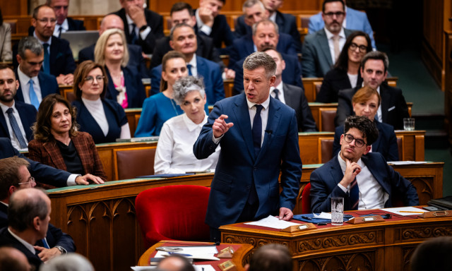 Rendk&iacute;v&uuml;li korm&aacute;ny&uuml;l&eacute;st h&iacute;vott &ouml;ssze h&eacute;tfőre Magyar P&eacute;ter