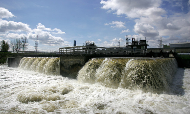 Magyar P&eacute;ter: H&eacute;tfő est&eacute;től egy &uacute;jabb turbina termel Pakson