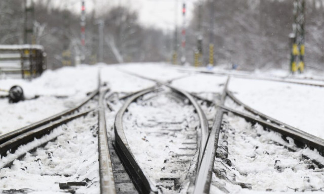 S&iacute;nt&ouml;r&eacute;s miatt jelentős k&eacute;s&eacute;sekre lehet sz&aacute;m&iacute;tani a győri vas&uacute;tvonalon