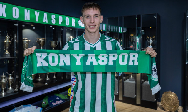 Hivatalos: T&oacute;th Rajmund a Konyaspor j&aacute;t&eacute;kosa!