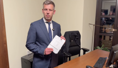 T&aacute;rlatvezet&eacute;st tartott Magyar a Karmelit&aacute;ban, Rog&aacute;n miniszt&eacute;rium&aacute;ban &eacute;s a Bel&uuml;gyminiszt&eacute;riumban is &ndash; VIDE&Oacute;