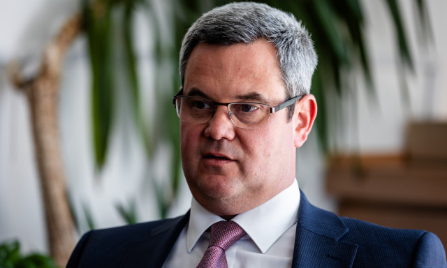 Tak&aacute;cs P&eacute;ter t&ouml;rv&eacute;nyjavaslatot ny&uacute;jtott be, hogy &aacute;famentesek legyenek a gy&oacute;gyszerek