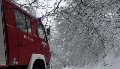 Rengeteg munk&aacute;t adott a h&oacute; - 10 hivat&aacute;sos &eacute;s 15 &ouml;nk&eacute;ntes egys&eacute;g dolgozott folyamatosan a h&eacute;tv&eacute;g&eacute;n