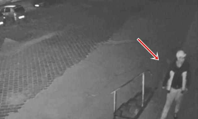 Felismered? Kocsikat rong&aacute;lt &eacute;s t&ouml;rt fel, keresik a győri nyomoz&oacute;k