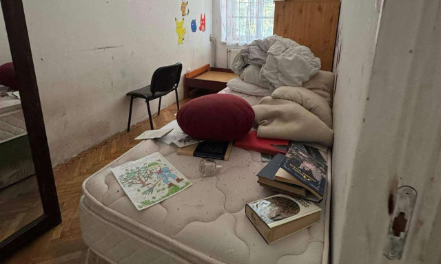 Hajr&aacute;ncig&aacute;l&aacute;s, s&ouml;t&eacute;t szob&aacute;ba z&aacute;r&aacute;s - Rendőrs&eacute;gi nyomoz&aacute;s indult a soproni gyermekotthonban egy nevelő miatt