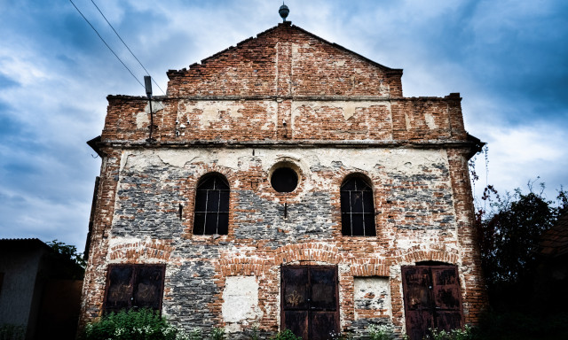 Egy &uacute;j kutat&aacute;s szerint dr&aacute;mai lecs&uacute;sz&aacute;sban van a magyar t&aacute;rsadalom
