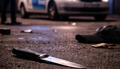 Trag&eacute;dia Győrben - Hal&aacute;lra szurk&aacute;lta feles&eacute;g&eacute;t, majd &ouml;ngyilkoss&aacute;got k&iacute;s&eacute;relt meg