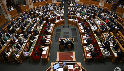 A Szuverenit&aacute;sv&eacute;delmi Hivatal megsz&uuml;ntet&eacute;s&eacute;ről t&aacute;rgyal ma a Parlament