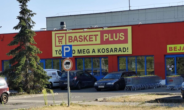 Most m&aacute;r biztosan nem lesz terjeszked&eacute;s: Bez&aacute;rta egyetlen magyar &uuml;zlet&eacute;t az "orosz Lidl"