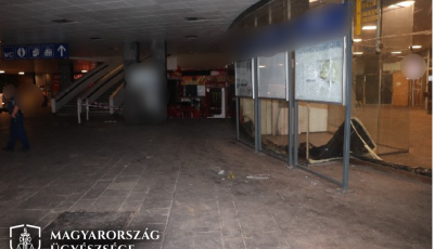 Bek&aacute;b&iacute;t&oacute;szerezve gar&aacute;zd&aacute;lkodott Győr utc&aacute;in