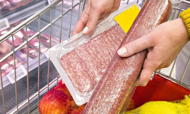 Vesz&eacute;lyes bakt&eacute;riummal fertőz&ouml;tt szal&aacute;mit h&iacute;v vissza a LIDL