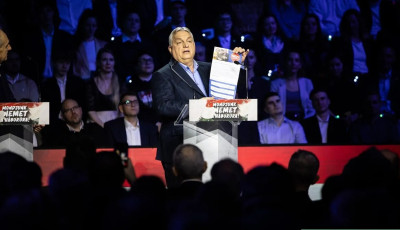 T&ouml;bb, mint 22 milli&aacute;rdnyi k&ouml;zp&eacute;nzbe ker&uuml;lt a Fidesz Nemzeti Pet&iacute;ci&oacute;ja