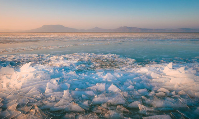 Akkor el&ouml;lről - J&ouml;n a fagy &eacute;s a havaz&aacute;s