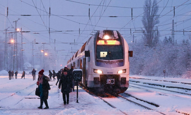 179 t&aacute;mad&aacute;s - Ezeken a vas&uacute;tvonalakon b&aacute;ntalmazt&aacute;k a legt&ouml;bb M&Aacute;V-dolgoz&oacute;t