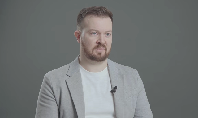 Szolidarit&aacute;si ki&aacute;ll&aacute;s indult Szab&oacute; Bence volt rendőrsz&aacute;zados mellett