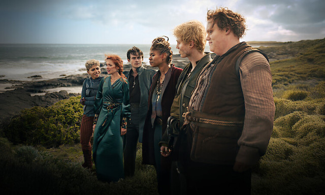 Meg&eacute;rkezett a Vaj&aacute;k: Patk&aacute;nyok - &Uacute;j előzm&eacute;nyfilmmel bőv&uuml;lt a Netflix fantasyvil&aacute;ga