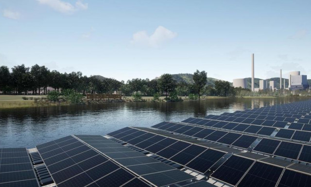 Eur&oacute;pa legnagyobb &uacute;sz&oacute; napelemfarmja &eacute;p&uuml;l a szomsz&eacute;dban 39 milli&aacute;rd forintb&oacute;l