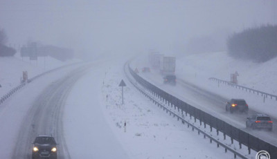 Narancs riaszt&aacute;s Győr v&aacute;rmegy&eacute;ben: h&oacute;f&uacute;v&aacute;s &eacute;s viharos sz&eacute;l j&ouml;het