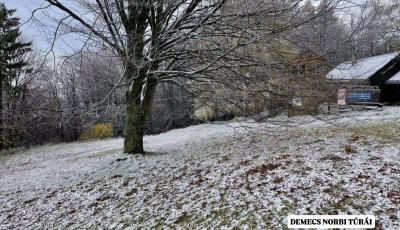 Megérkezett az első hó a Kékestetőre
