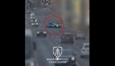 K&ouml;zz&eacute;tett&eacute;k a győri hal&aacute;los g&aacute;zol&aacute;st r&ouml;gz&iacute;tő kamera felv&eacute;tel&eacute;t - v&eacute;grehajtand&oacute; b&ouml;rt&ouml;nt k&eacute;r az &uuml;gy&eacute;szs&eacute;g