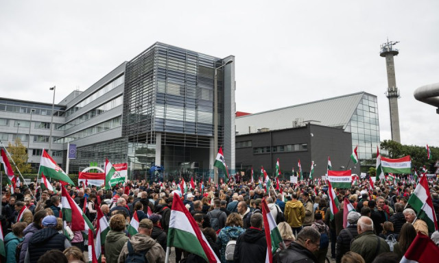 &bdquo;Hazudtunk minden hull&aacute;mhosszon&rdquo; - Kit&aacute;laltak a k&ouml;zm&eacute;dia egykori dolgoz&oacute;i