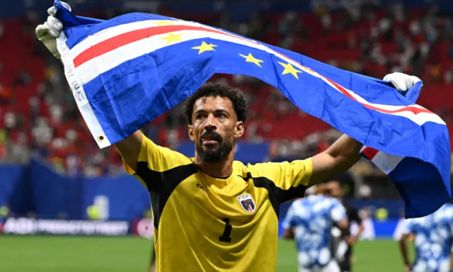 K&ouml;zel 6 milli&oacute;an k&ouml;vett&eacute;k be a spanyol meccs hős&eacute;t