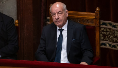 Sulyok Tam&aacute;s nem mond le - szerinte nincs mi&eacute;rt t&aacute;voznia