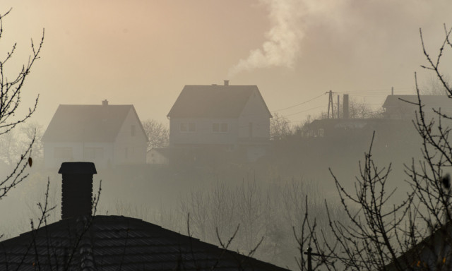 A h&eacute;tv&eacute;gi m&eacute;r&eacute;sek szerint vesz&eacute;lyes a levegő minős&eacute;ge v&aacute;rosunkban a sz&aacute;ll&oacute; por miatt