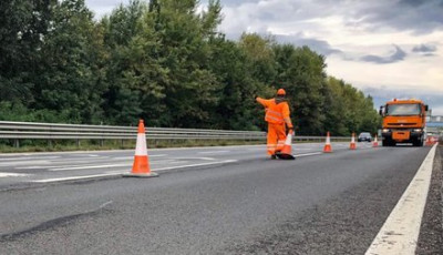 Fel&uacute;j&iacute;t&aacute;s miatt f&eacute;l&aacute;ron lesz a megyei matrica n&eacute;gy v&aacute;rmegy&eacute;ben 2026-ban