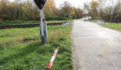 Let&ouml;rte a soromp&oacute;t, keresik a győri rendőr&ouml;k