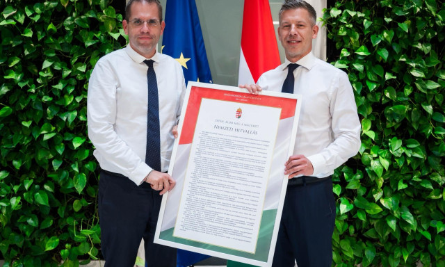 Orb&aacute;n kisz&ouml;gelte - Magyar P&eacute;ter meg azt mondja: b&aacute;rki leakaszthatja a Nemzeti Hitvall&aacute;st